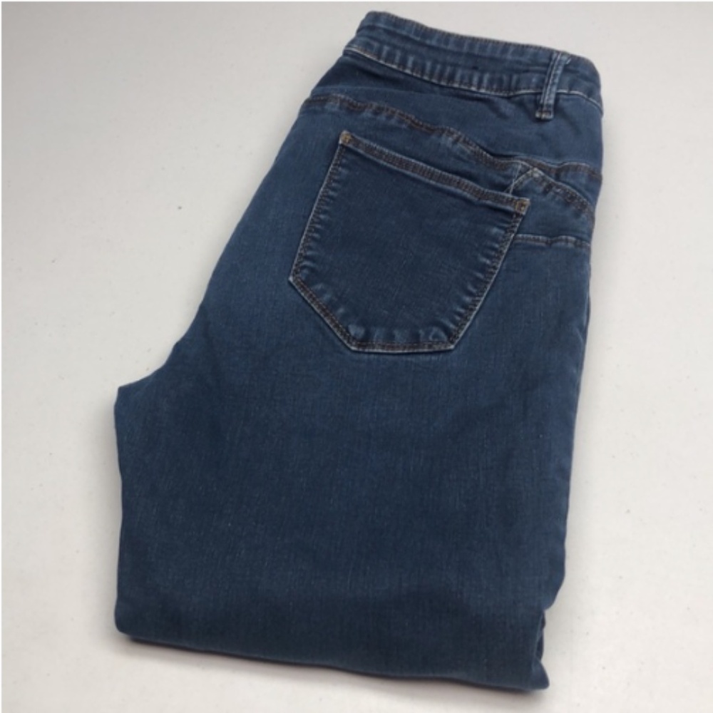 STRETCH RIO LOW-RISE BETTER BOOTY SKINNY JEANS 13/32x29 ⭐
